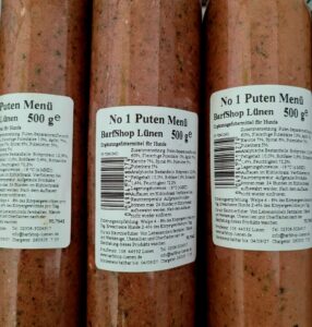 No 1 Puten Menü in 500g Würsten. Pute fein gewolft in transparenter Hülle gefrostet.
